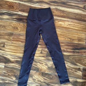 Xs/S avocado brand leggings
